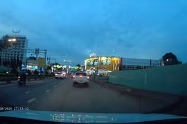 CSGT hú còi dẫn đường hơn 20 km đưa người bị tai nạn nặng đi cấp cứu