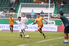 U17 LPBank Hoàng Anh Gia Lai “phơi áo” trận ra quân