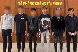 Khởi tố nhóm thanh niên hỗn chiến gây náo loạn ở quán nước. 