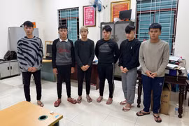 Rượt đuổi, ném gạch dẫn đến tai nạn, 6 đối tượng bị khởi tố giết người