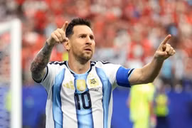 Chiêm ngưỡng cú đúp bàn thắng đưa Messi đi vào lịch sử của World Cup 