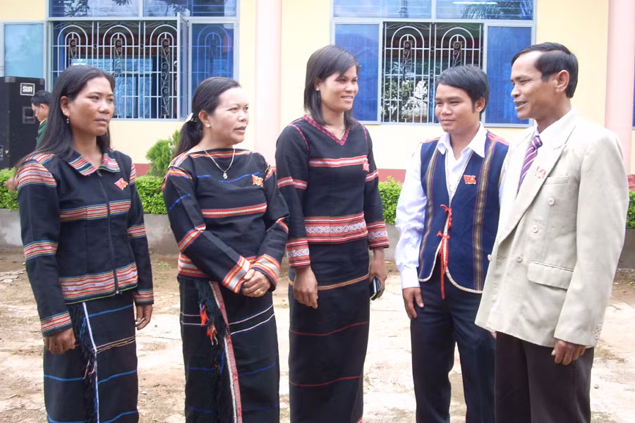 Đảng viên người dân tộc thiểu số huyện Chư Sê. Ảnh: T.N