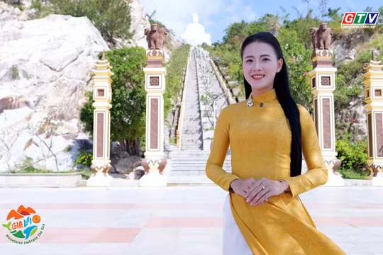 Tượng phật khổng lồ chùa Ông Núi