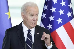 Nóng: Tổng thống Biden cho phép Kiev sử dụng tên lửa tầm xa để tấn công Nga