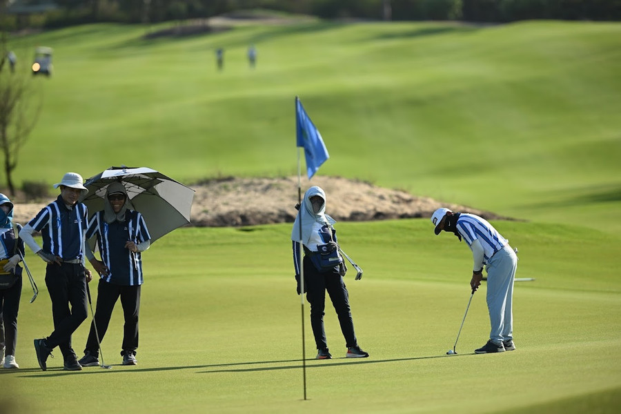 Chú trọng vào chất lượng sân cỏ và dịch vụ, sân FLC Golf Links Quy Nhơn tạo được ấn tượng, thu hút đông đảo golfer đến tham gia tập luyện và thi đấu. Ảnh: ĐVCC 2.jpg