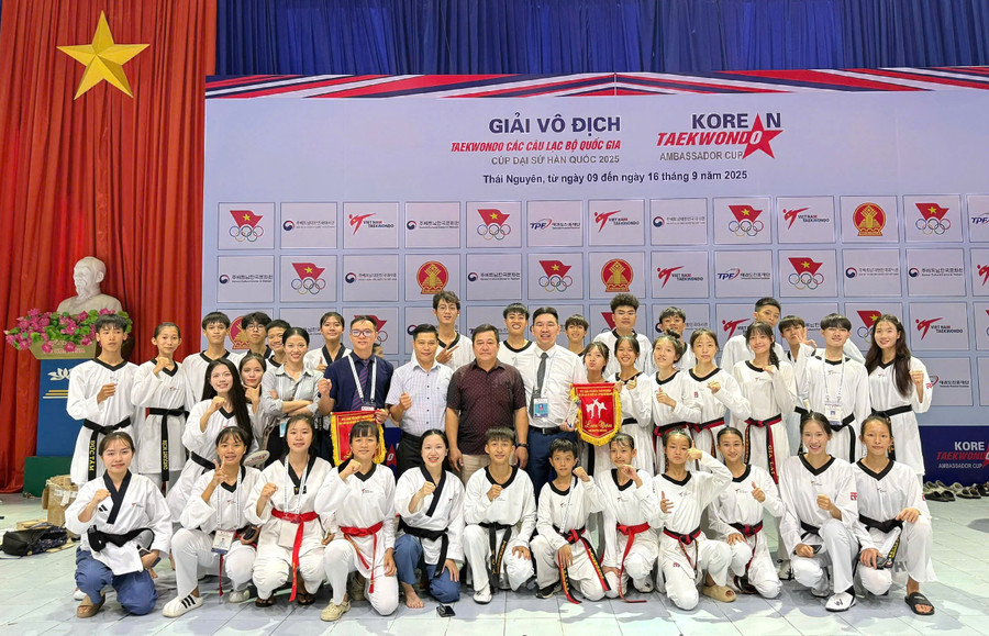 Đoàn vận động viên Gia Lai tại giải đấu này. Ảnh: ĐVCC taekwondo-gia-lai.jpg