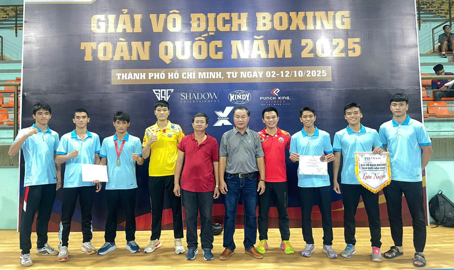 Đoàn Gia Lai giành 1 HCV và 1 HCĐ tại Giải vô địch boxing toàn quốc 2025. Ảnh: ĐVCC boxing-gia-lai.jpg