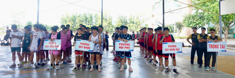 Các đội tham gia giải đấu. Ảnh: H.V Bong-ro