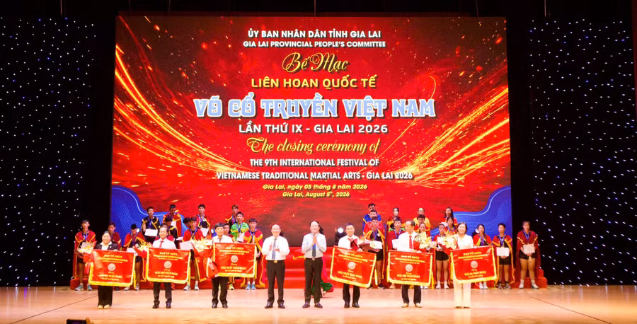 gia-lai-dung-nhat-toan-doan-noi-dung-quyen-thuat-va-doi-khang-3.jpg