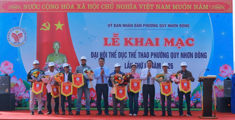 dai-hoi-the-duc-the-thao-phuong-quy-nhon-dong.jpg
