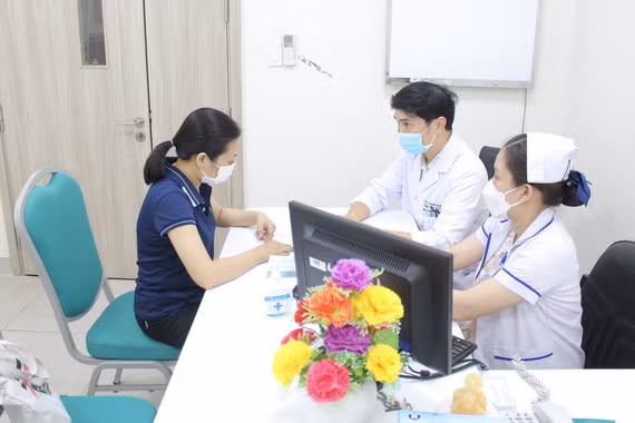 Chủ động phòng ngừa, phát hiện sớm viêm gan vi rút.