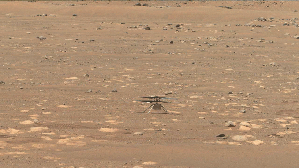 Trực thăng Ingenuity của NASA kiểm tra quay chậm các cánh quạt vào ngày 8.4.2021. Ảnh: NASA. Trực thăng Ingenuity của NASA kiểm tra quay chậm các cánh quạt vào ngày 8.4.2021. Ảnh: NASA.