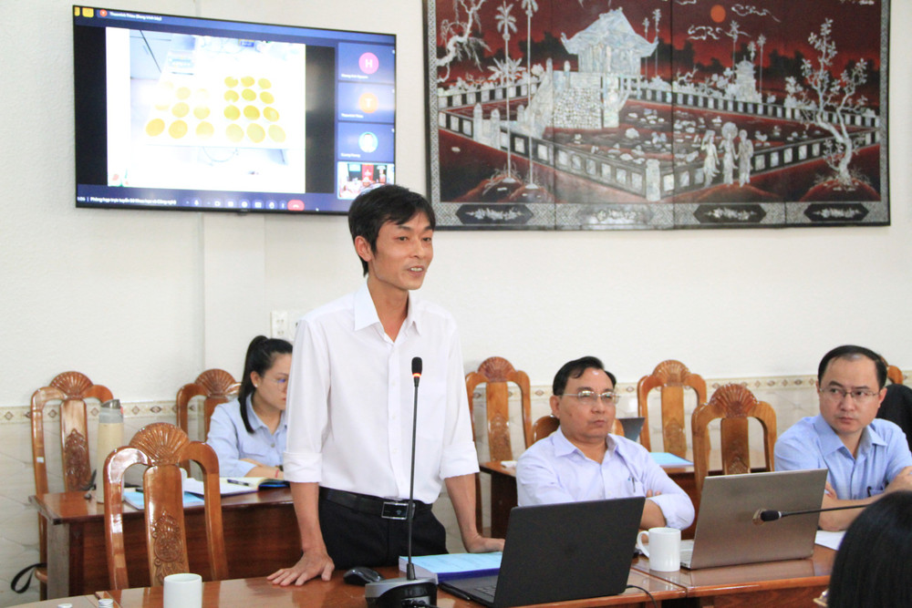 ThS. Thiều Thảo Minh-Chủ nhiệm đề tài trình bày tóm tắt kết quả nghiên cứu. Ảnh: Hoàng Hoài ths-thieu-thao-minh-trinh-bay-tom-tat-ket-qua-du-an-da-thuc-hien-anh-hoang-hoai.jpg