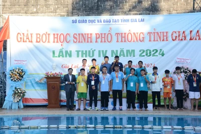 Trao thưởng 284 cá nhân tại Giải Bơi học sinh phổ thông tỉnh Gia Lai lần thứ IV năm 2024