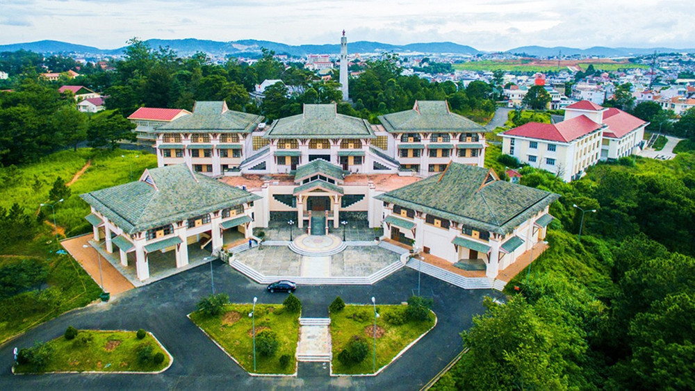 Trường Đại học Đà Lạt xứng đáng là môi trường học tập lý tưởng cho SV. Ảnh: L.T 33-852.jpg