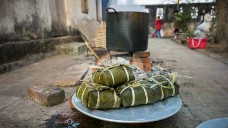 Sau khi luộc xong, bánh cần được để ráo nước ít nhất một ngày, nếu không rất dễ gây ra tình trạng mốc hoặc ôi thiu. nhung-meo-vat-dd.jpg