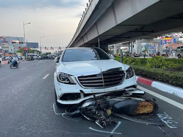 Hiện trường vụ tai nạn. Ảnh: Anh Vũ Hiện trường vụ tai nạn. Ảnh: Anh Vũ