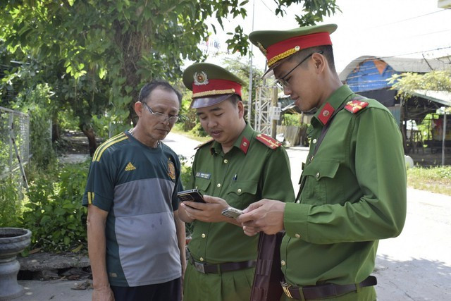Công an tỉnh Quảng Ninh tuyên truyền về thủ đoạn lừa đảo chiếm đoạt tài sản để người dân chủ động phòng ngừa Công an tỉnh Quảng Ninh tuyên truyền về thủ đoạn lừa đảo chiếm đoạt tài sản để người dân chủ động phòng ngừa