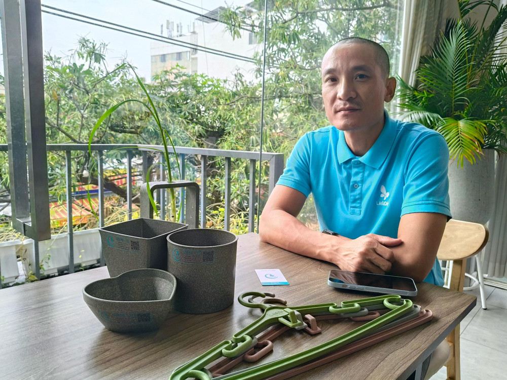 Anh Lê Trung Thông, Giám đốc Lagom. ẢNH: THÚY LIỄU vieclamxanh-dd.jpg