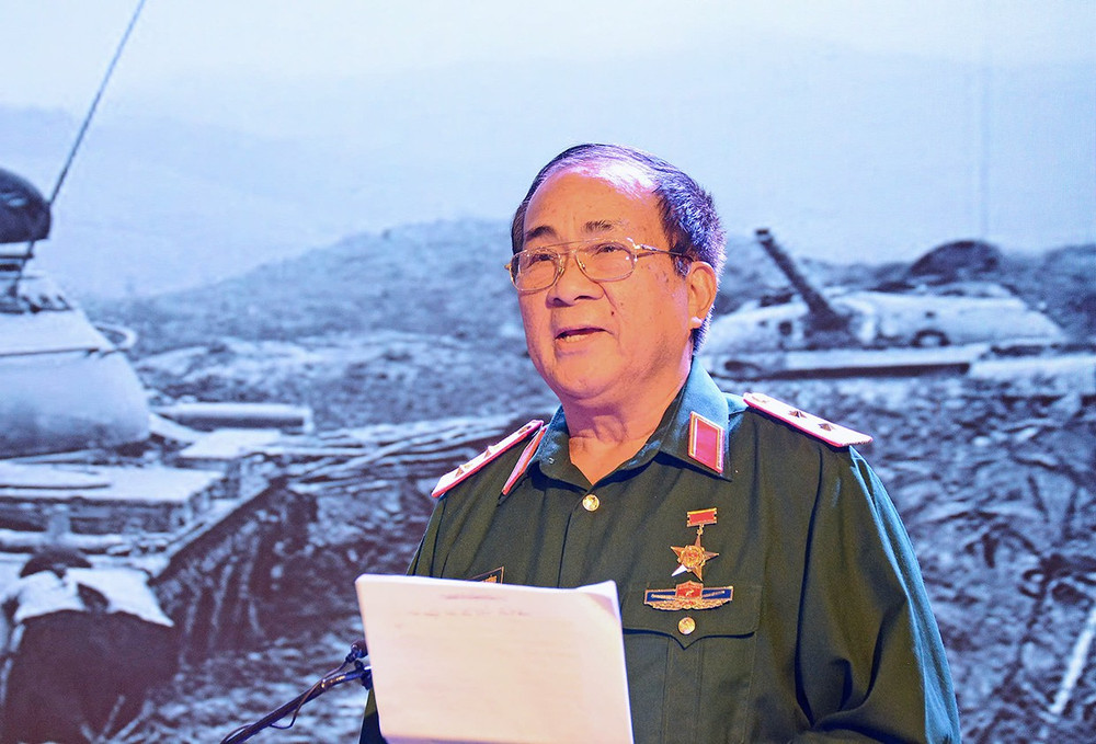 Anh hùng Lực lượng vũ trang nhân dân Đoàn Sinh Hưởng. Ảnh: V.H 1vh.jpg