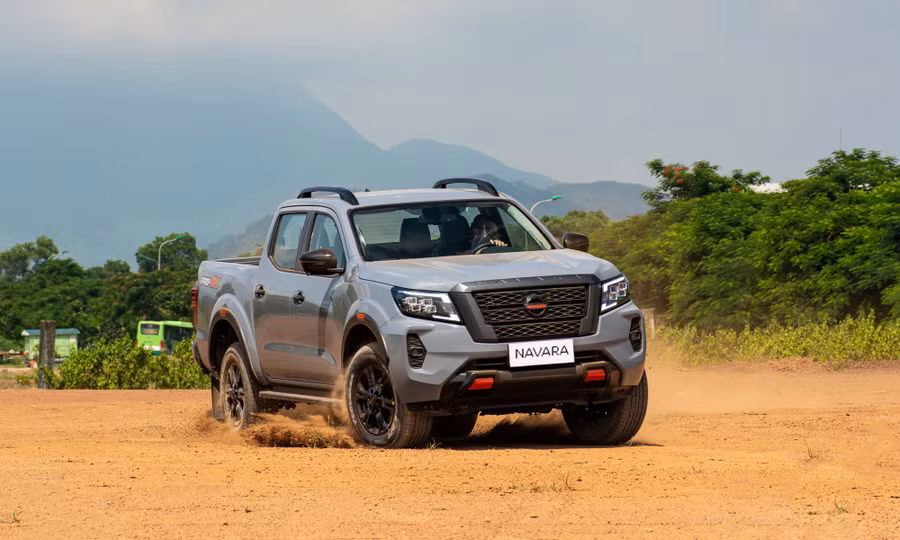 Tổng thể ngoại thất của Nissan Navara 2024. Ảnh: ST
