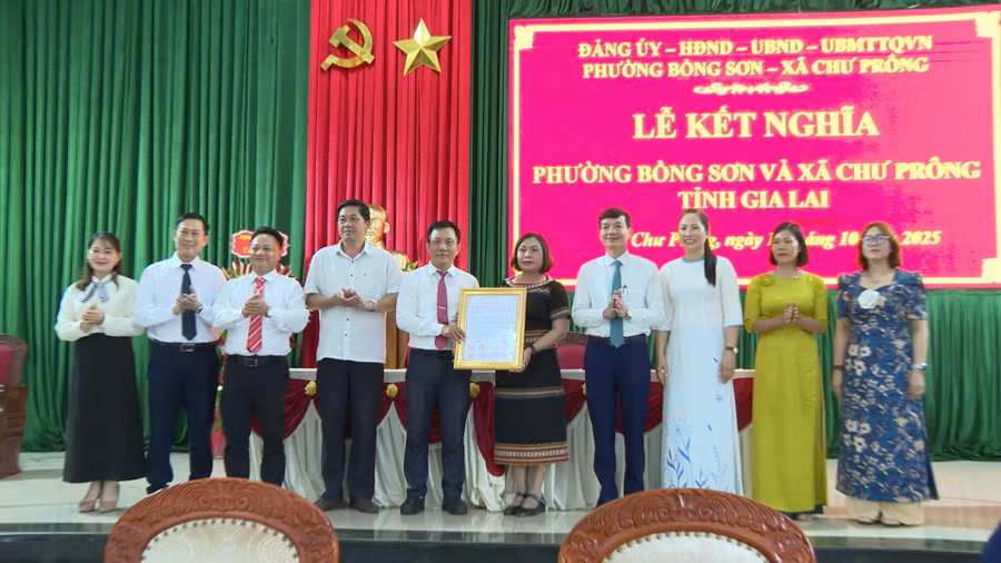ky-ket-chuong-trinh-ket-nghia-giua-hai-dia-phuong.jpg