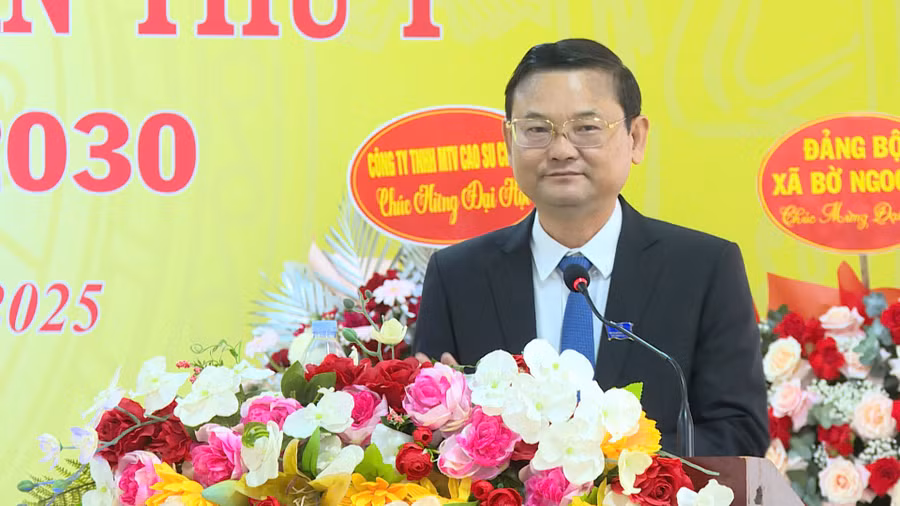 cong-hoang.jpg