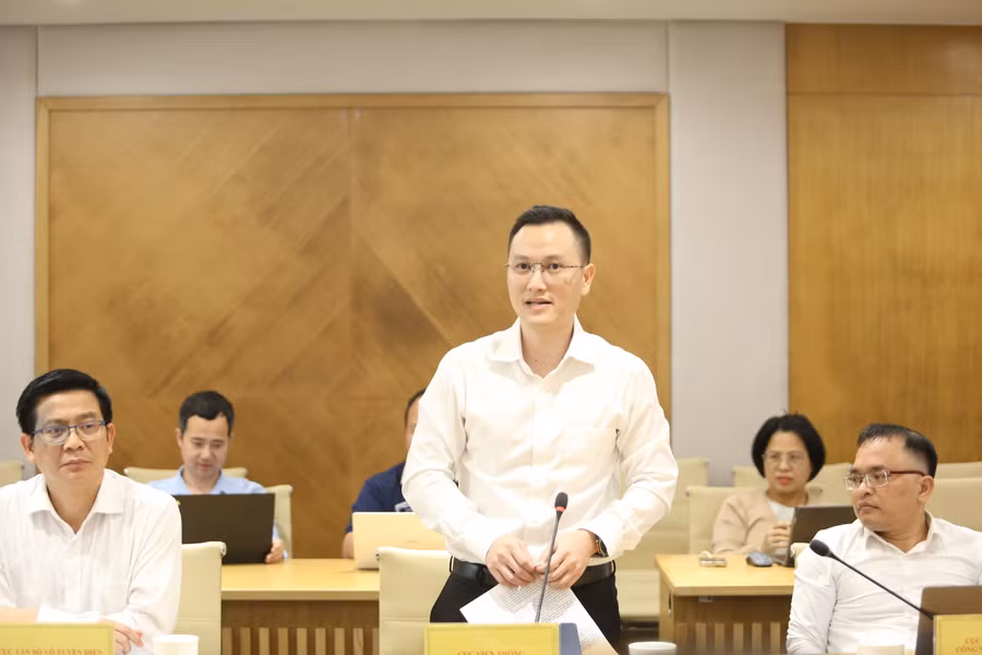 ong-nguyen-anh-cuong-pho-cuc-truong-cuc-vien-thong-1777449402932112370137.jpg