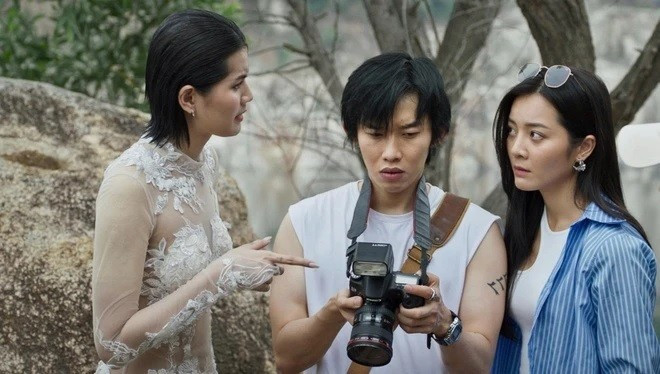 "Dưới đáy hồ" khai thác câu chuyện mới của thể loại kinh dị nhưng vẫn còn những hạt sạn "Dưới đáy hồ" khai thác câu chuyện mới của thể loại kinh dị nhưng vẫn còn những hạt sạn