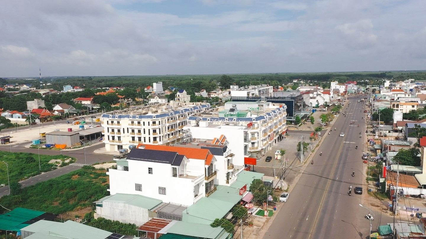 Bình Phước phấn đấu đến năm 2030, trở thành tỉnh công nghiệp theo hướng hiện đại, là “điểm đến hấp dẫn” của vùng Đông Nam Bộ tien-dung-23-15113612122024.jpg