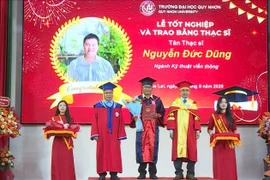Trường Đại học Quy Nhơn trao bằng thạc sĩ cho 173 học viên