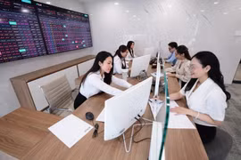 Chính phủ đã phê duyệt Đề án nâng hạng thị trường chứng khoán Việt Nam với nhiều nhóm nhiệm vụ - Ảnh: QUANG ĐỊNH/TTO