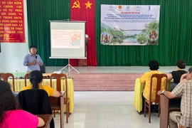 Hội nghị sơ kết dự án cho đồng bào Bahnar.