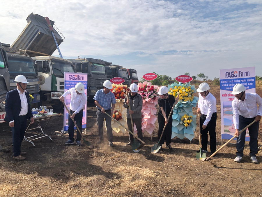 Công ty cổ phần Phát triển chăn nuôi Công nghệ cao FAGO FARM Việt Nam khởi công xây dựng dự án trang trại heo công nghệ cao tại xã Ia Me, huyện Chư Prông. Ảnh: Lê Nam cong-ty-co-phan-phat-trien-chan-nuoi-cong-nghe-cao-fago-farm-viet-nam-khoi-cong-xay-dung-du-an-trang-trai-heo-cong-nghe-cao.jpg