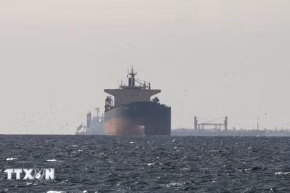Căng thẳng Iran-UAE leo thang quanh tuyến hàng hải chiến lược Hormuz