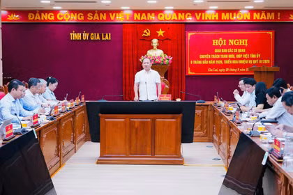 Quang cảnh Hội nghị Giao ban các cơ quan chuyên trách tham mưu, giúp việc Tỉnh ủy