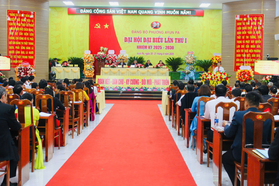 Quang cảnh Đại hội. Ảnh: Vũ Chi gen-h-z6929083169471-645cfa5b5b321b6479a8d5ea13669fdb.jpg