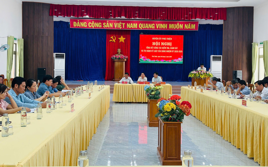 Quang cảnh hội nghị tổng kết công tác kiểm tra, giám sát và thi hành kỷ luật của Đảng nhiệm kỳ 2020-2025. Ảnh: Vũ Chi quang-canh-hoi-nghi-tong-ket-cong-tac-kiem-tra-giam-sat-va-thi-hanh-ky-luat-cua-dang-nhiem-ky-2020-2025-anh-vu-chi.jpg