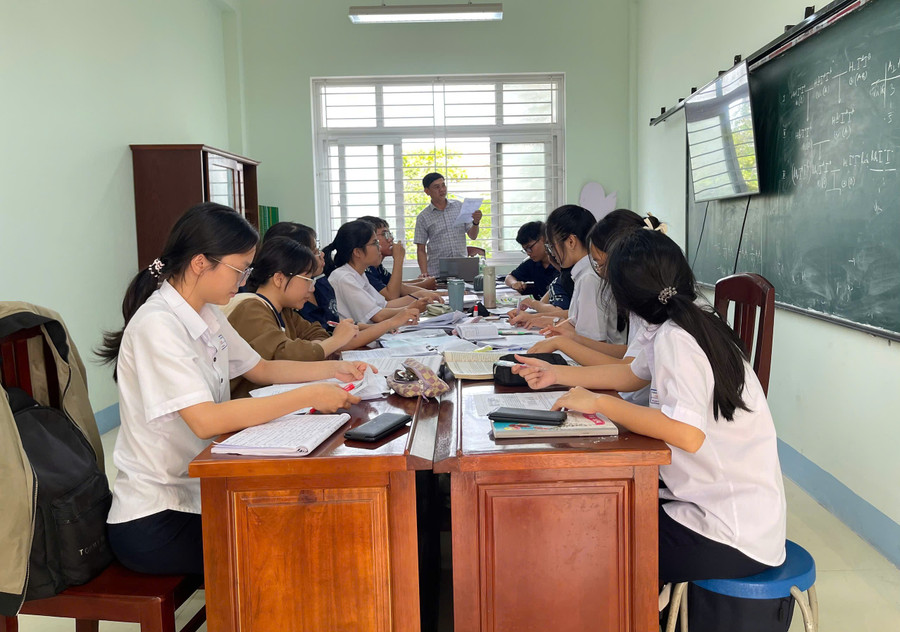 Kỳ thi chọn học sinh giỏi cấp tỉnh lớp 12 năm học 2025-2026 có 524 thí sinh đạt giải (ảnh minh họa). Ảnh: Hồ Điểm z7148462351679-7863a1f5c8139920523f0b320421517d.jpg