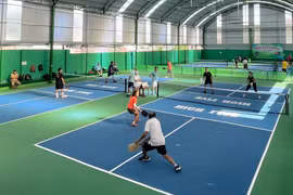 Tennis là một trong những môn thể thao bị ảnh hưởng nặng nề nhất bởi sự phát triển của pickleball. Ảnh: L.V.N