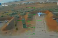 Ukraine tấn công một loạt sân bay quân sự của Nga. Ảnh: SBU