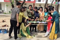 Đón Tết sớm cùng "Xuân đa sắc"