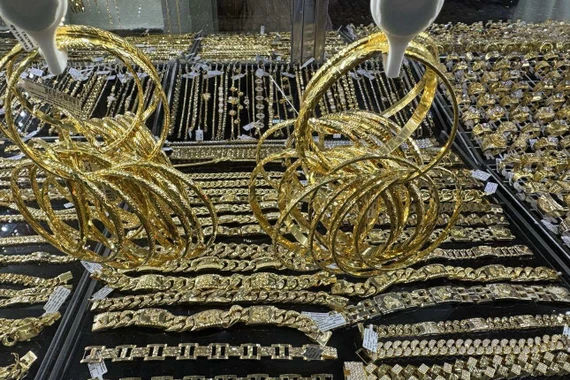 Vàng trong nước đạt mức cao 155,6 triệu đồng/lượng sáng 12-12