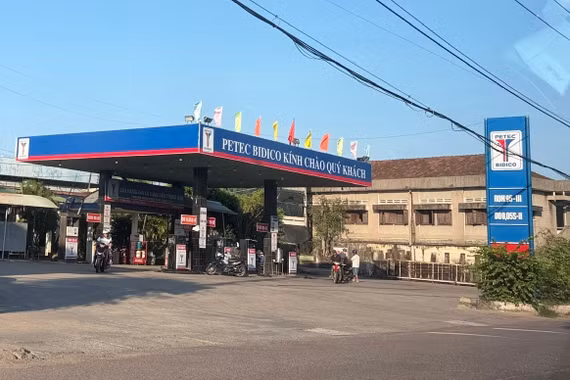 Giá xăng dầu đồng loạt giảm từ chiều 4-6