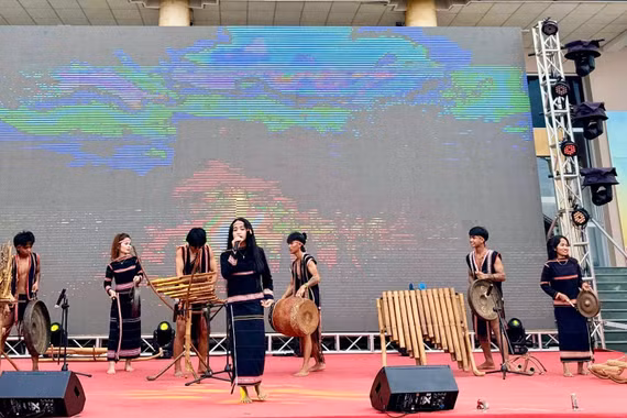 Gia Lai tham gia Ngày hội gia đình tại Khánh Hòa