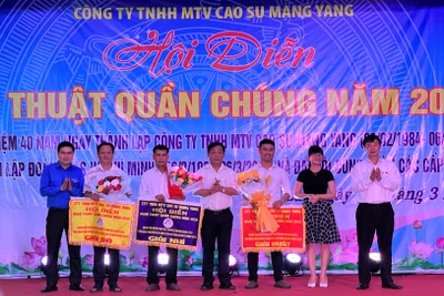 28 tiết mục tham gia hội diễn nghệ thuật quần chúng cao su Mang Yang