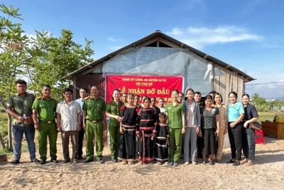 Công an huyện Ia Pa tích cực học tập và làm theo Bác