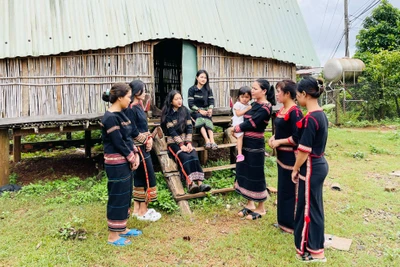 Hội LHPN huyện Chư Sê đã tập trung nâng cao hiệu quả hoạt động của các tổ truyền thông cộng đồng, góp phần thay đổi nhận thức của người dân vùng đồng bào dân tộc thiểu số