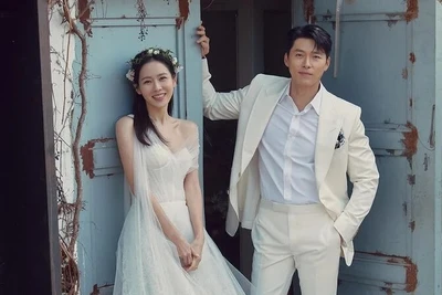 Ảnh cưới chưa từng công bố của Hyun Bin - Son Ye Jin 