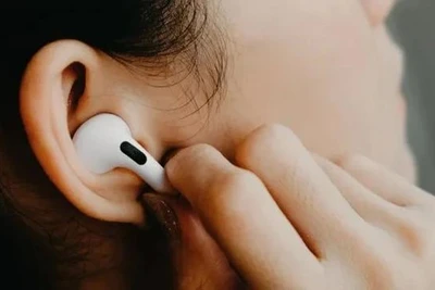 iOS 18 cho tùy chỉnh mức độ khử tiếng ồn của tai nghe AirPods